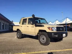 Land cruiser pick-up rental kenya