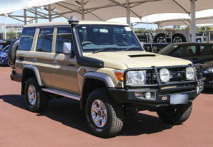 land-cruiser-hardtop